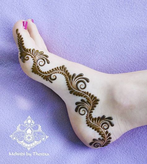 Beautiful Leg mehndi designs (Trending and funky) - SetMyWed