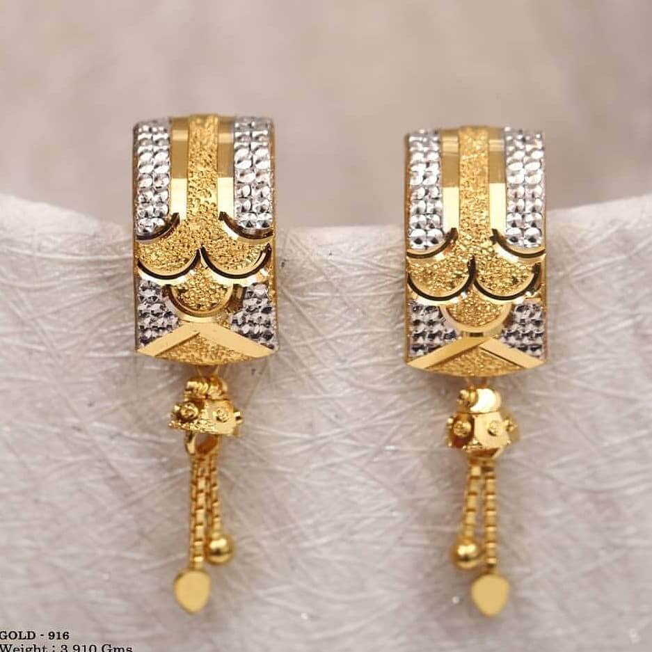 Buy quality Ladies 22K Gold Fancy Latkan Earrings LFE153 in Ahmedabad